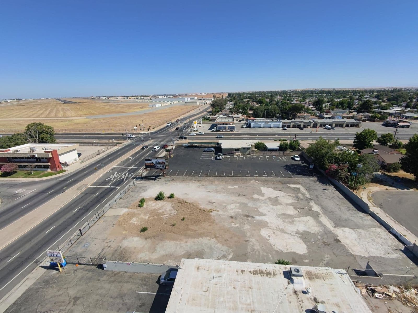 1400 Airport Drive — photo 8
